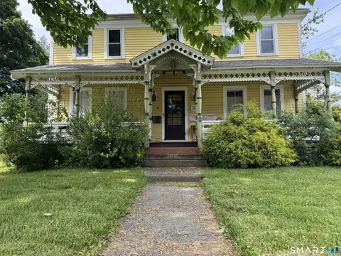 32 Broad St, East Hartford, CT 06118