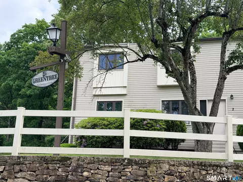 715 Frenchtown Rd #49, Bridgeport, CT 06606