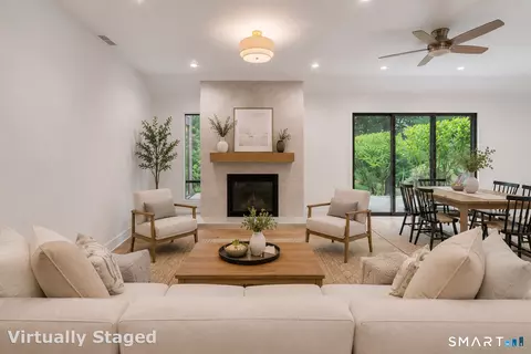 132 Heritage Vlg #A, Southbury, CT 06488