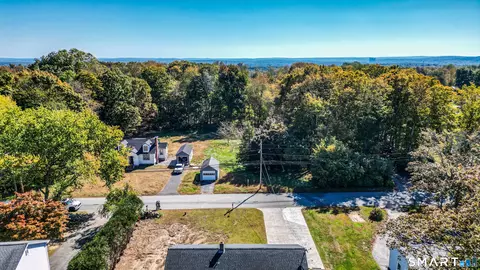 242 Browning Rd, Norwich, CT 06360