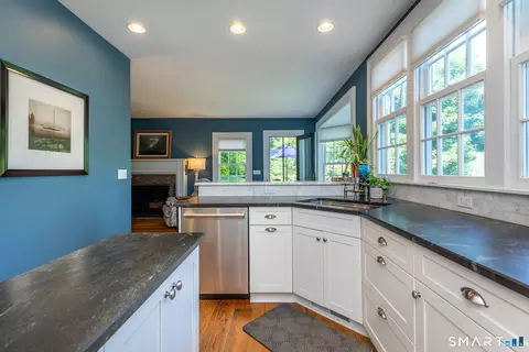Kitchen - 321 Kent Cornwall Rd, Kent, CT 06757 photo 6 of 7