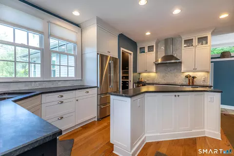 Kitchen - 321 Kent Cornwall Rd, Kent, CT 06757 photo 2 of 7