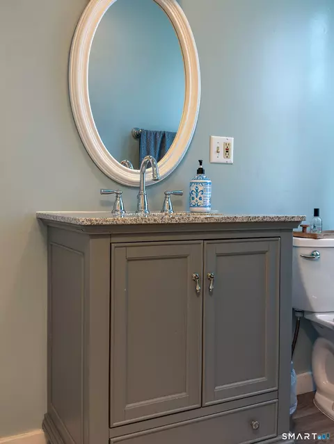 Bath - 89 N Main St # -A, Kent, CT 06757 photo 3 of 4