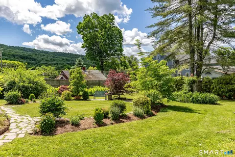 Exterior - 89 N Main St # -A, Kent, CT 06757 photo 7 of 14
