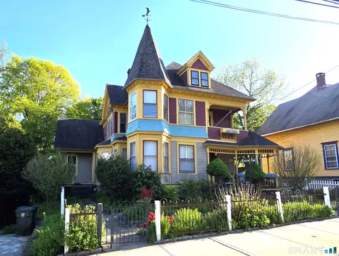 272 Prospect St, Willimantic, CT 06226