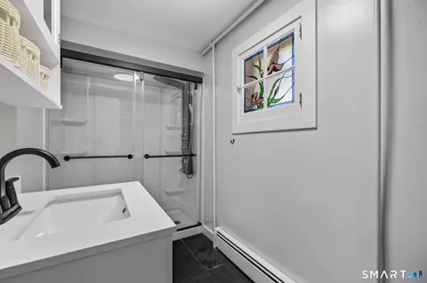 Bath - 58 Union St, Deep River, CT 06417 photo 1 of 2