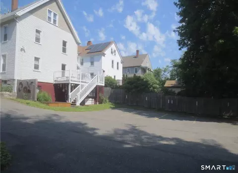 524 Prospect St, Torrington, CT 06790