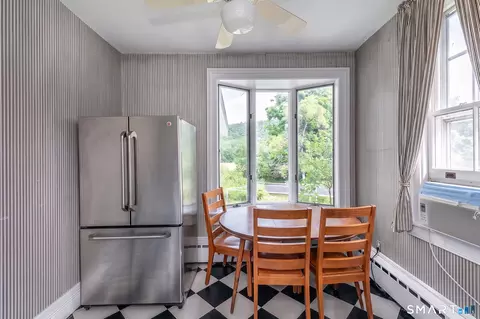Dining - 67 N Main St, Kent, CT 06757 photo 4 of 4