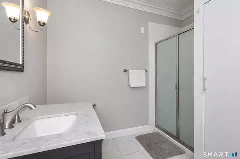 Bath - 67 N Main St, Kent, CT 06757 photo 4 of 4