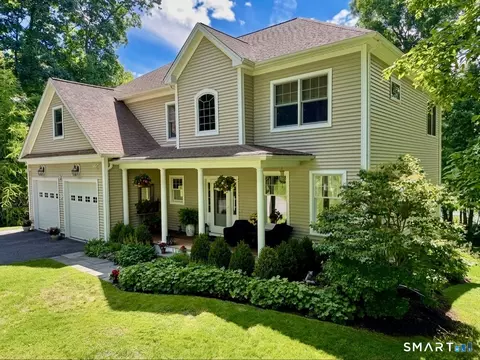 89 Reservoir Rd, New Milford, CT 06776