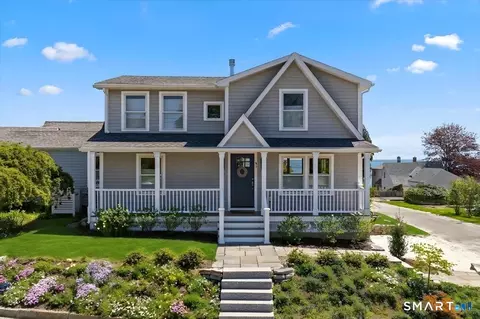 93 Pearl St, Groton, CT 06340