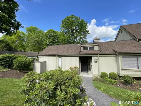 598 Heritage Vlg #A, Southbury, CT 06488