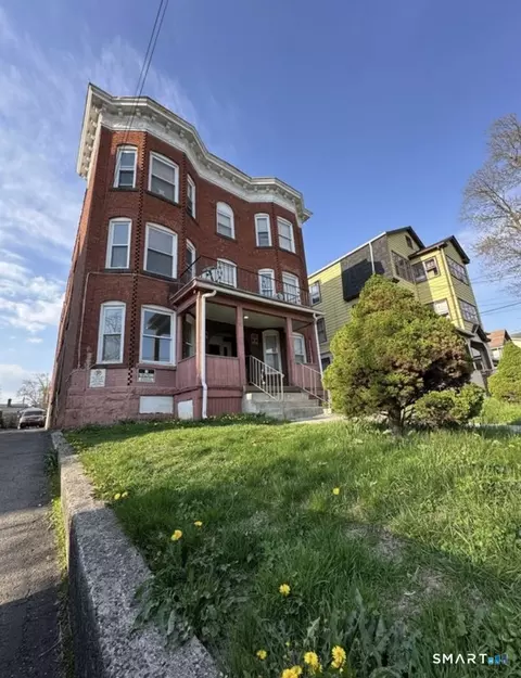 38-40 Brown St, Hartford, CT 06114