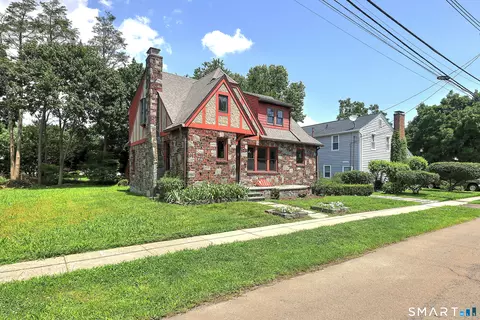 44 Ulrich Rd, Stratford, CT 06614