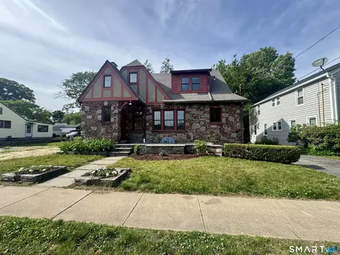 44 Ulrich Rd, Stratford, CT 06614