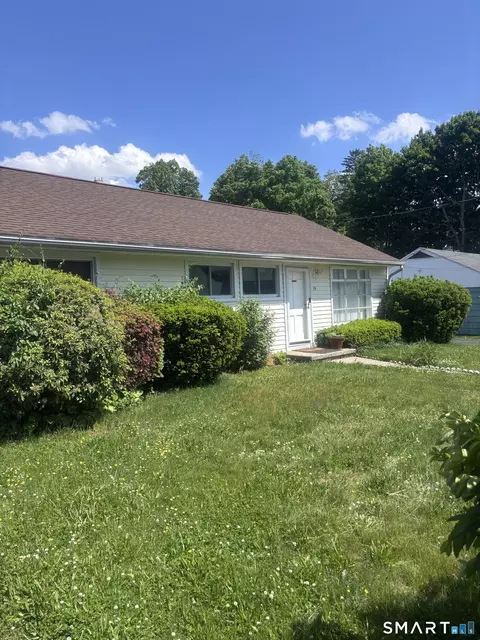 74 Leonard Dr, Bridgeport, CT 06606