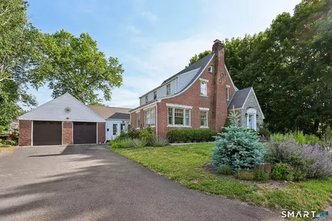 61 Russell Rd, Southington, CT 06450