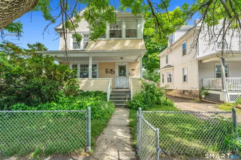 139 Richards St, West Haven, CT 06516