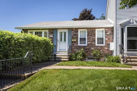 27 Esquire Dr #A, Manchester, CT 06042