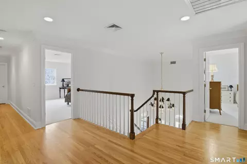 Entry Way - 395 Sperry Rd, Bethany, CT 06524 photo 2 of 4