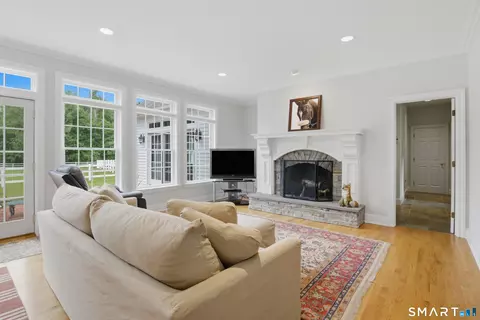 Living - 395 Sperry Rd, Bethany, CT 06524 photo 1 of 5