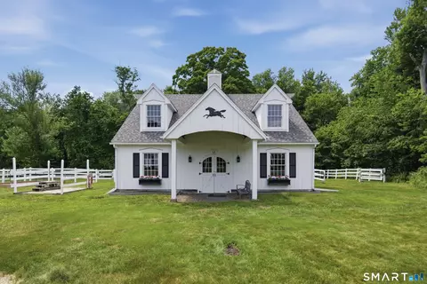 Exterior - 395 Sperry Rd, Bethany, CT 06524 photo 6 of 10