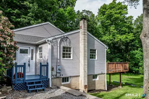 80 Hilldale Dr, Southbury, CT 06488