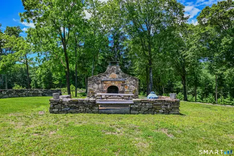 Exterior - 119 Judge Ln, Bethlehem, CT 06751 photo 4 of 6