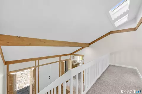 Entry Way - 119 Judge Ln, Bethlehem, CT 06751 photo 2 of 2