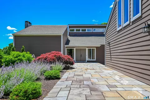 Exterior - 119 Judge Ln, Bethlehem, CT 06751 photo 2 of 6