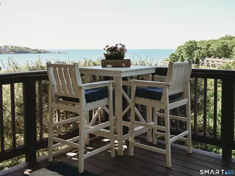23 Harbour Vlg #A, Branford, CT 06405