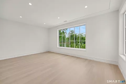 Bedroom - 175 Brookside Rd, Darien, CT 06820 photo 2 of 4
