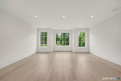 Bedroom - 175 Brookside Rd, Darien, CT 06820 photo 3 of 4
