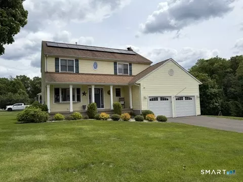 53 Dorio Dr, Plantsville, CT 06479