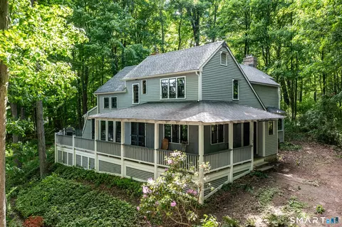 3 Riley Creek Trl, New Milford, CT 06776