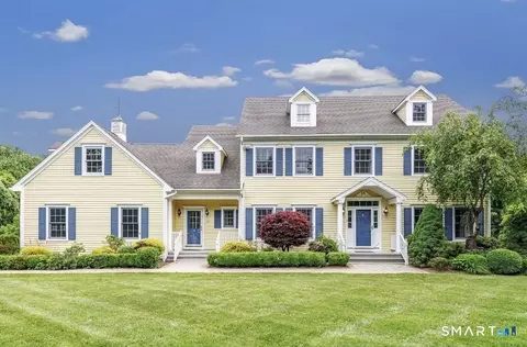16 Blue Spruce Ln, Monroe, CT 06468