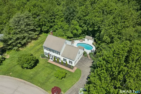 View/Area - 35 Pheasant Ln, Hamden, CT 06518 photo 6 of 6