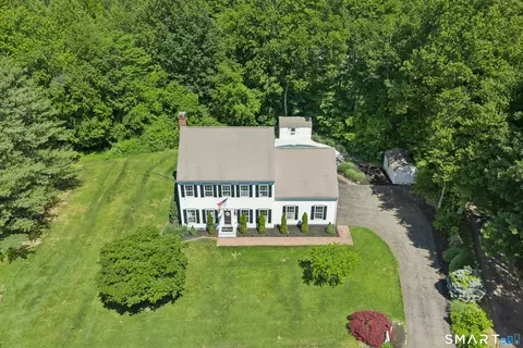 View/Area - 35 Pheasant Ln, Hamden, CT 06518 photo 2 of 6