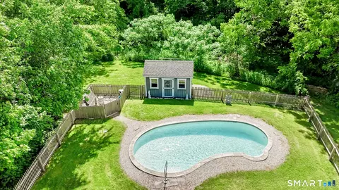 Exterior - 1159 River Blvd, Suffield, CT 06078 photo 8 of 9