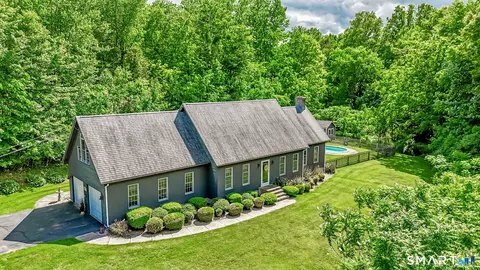 1159 River Blvd, Suffield, CT 06078