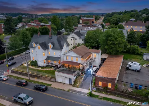 12 Oak St, New Britain, CT 06051