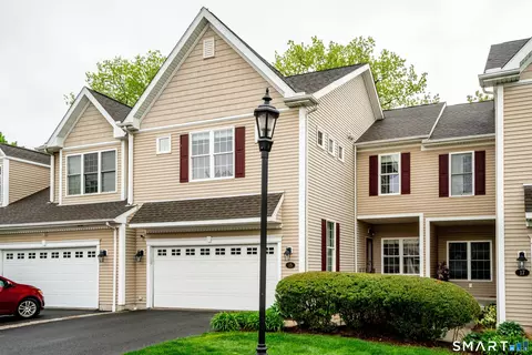 15 Chaplin St #15, Newington, CT 06111