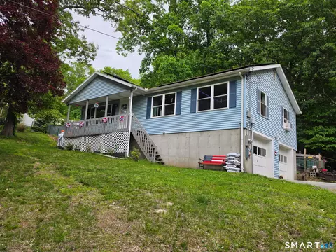 63 Kinsman Hill Rd, Lisbon, CT 06351