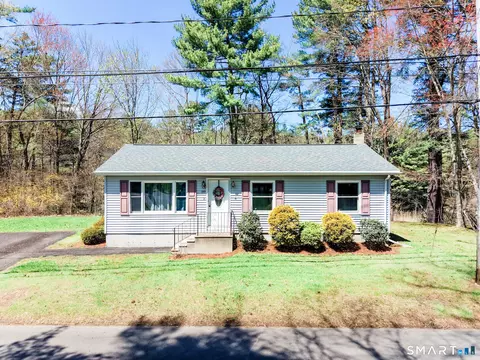 Exterior - 199 Mashentuck Rd, Killingly, CT 06239 photo 2 of 5