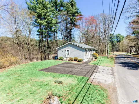 Exterior - 199 Mashentuck Rd, Killingly, CT 06239 photo 5 of 5
