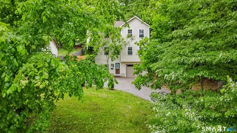 325 Farmington Ave, Bristol, CT 06010