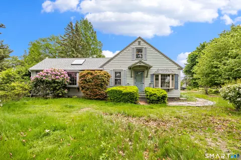 40 Uncas Rd, Clinton, CT 06413