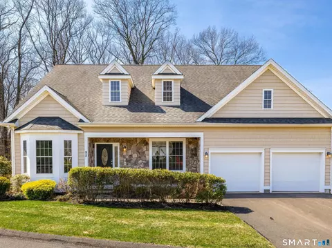 90 Apple Gate Gate #95, Southington, CT 06489