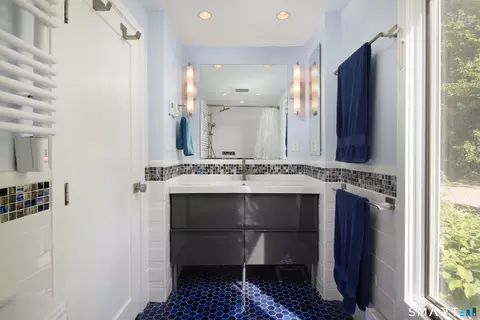Bath - 170 Dibble Hill Rd, Cornwall, CT 06796 photo 1 of 2