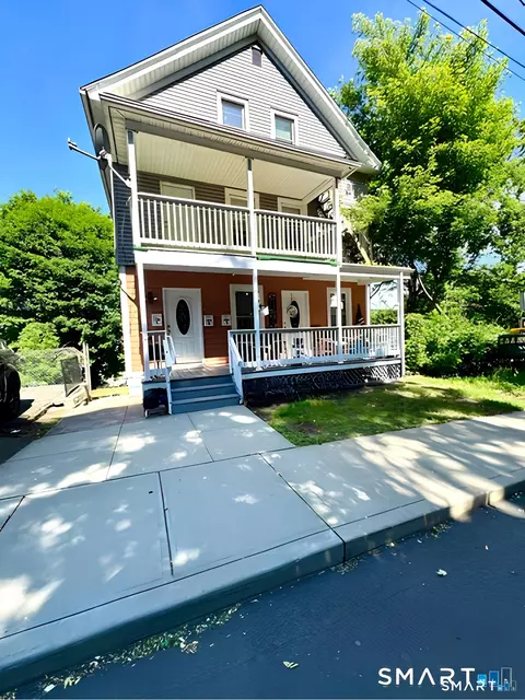 86 Maple St, Meriden, CT 06451